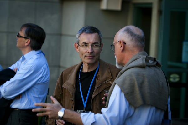 Animated discussion during the 2009 conference.